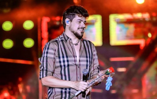 Cristiano, da dupla com Zé Neto, volta aos palcos após cirurgia de emergência