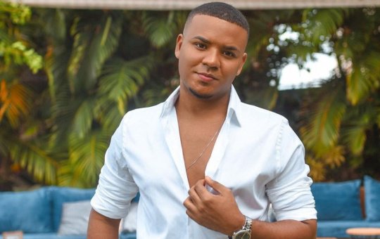 Alesson leva golpe em casa alugada para São João