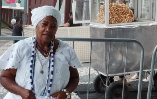 Baiana de acarajé morre dentro do Barradão durante partida