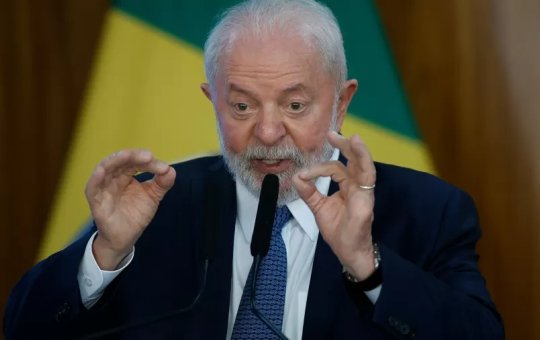 Presidente Lula diz: "a 1ª coisa que você tem que fazer é parar de ter filho"