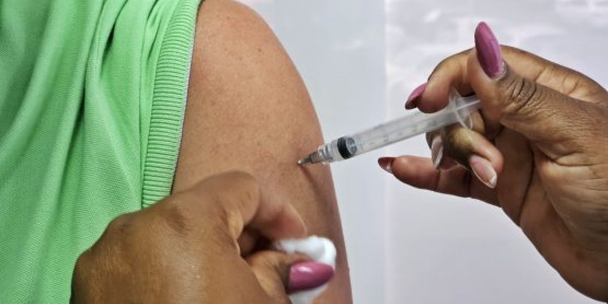 Bahia amplia público-alvo para vacinação contra a Dengue