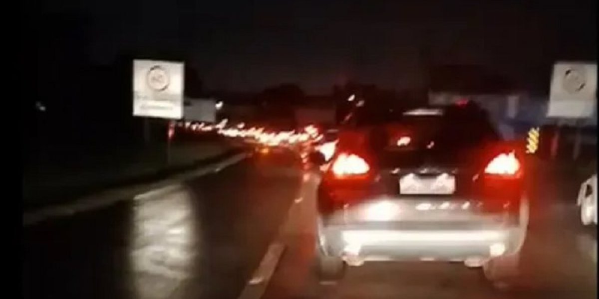 VIABAHIA: BR-324 em lentidão devido a fluxo de volta do São João