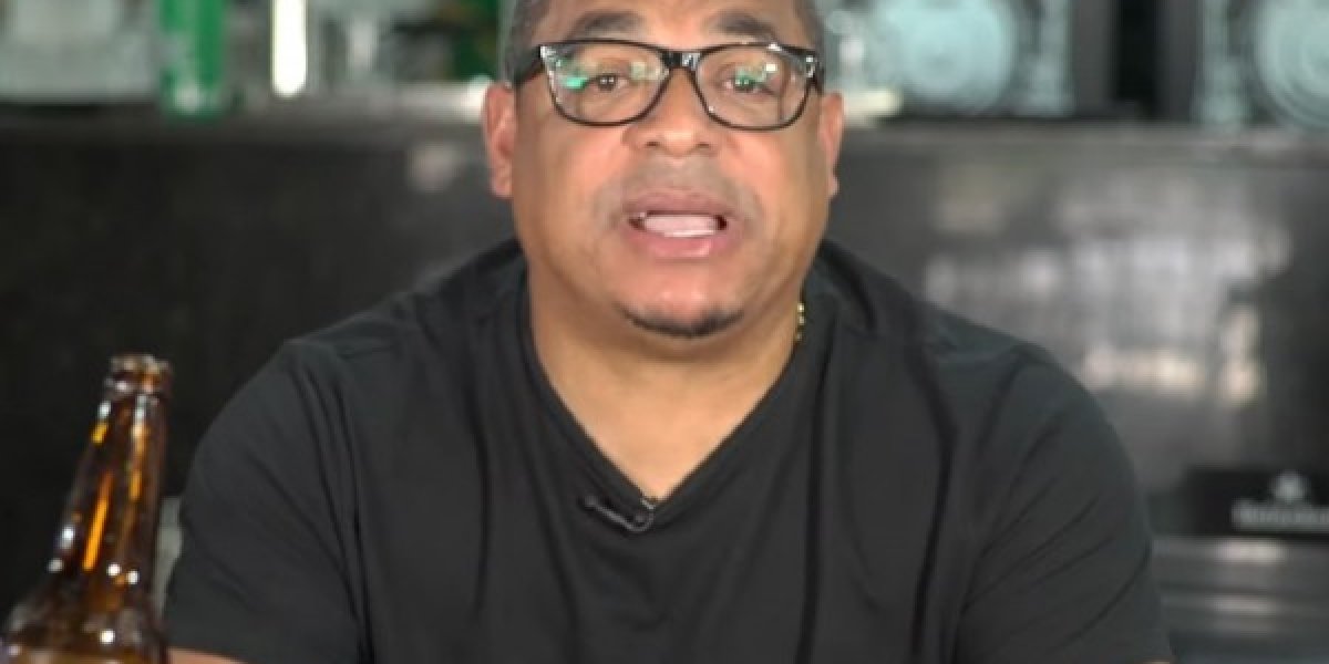 Vampeta tem apartamento leiloado por R$550 mil por dívida de pensão alimentícia