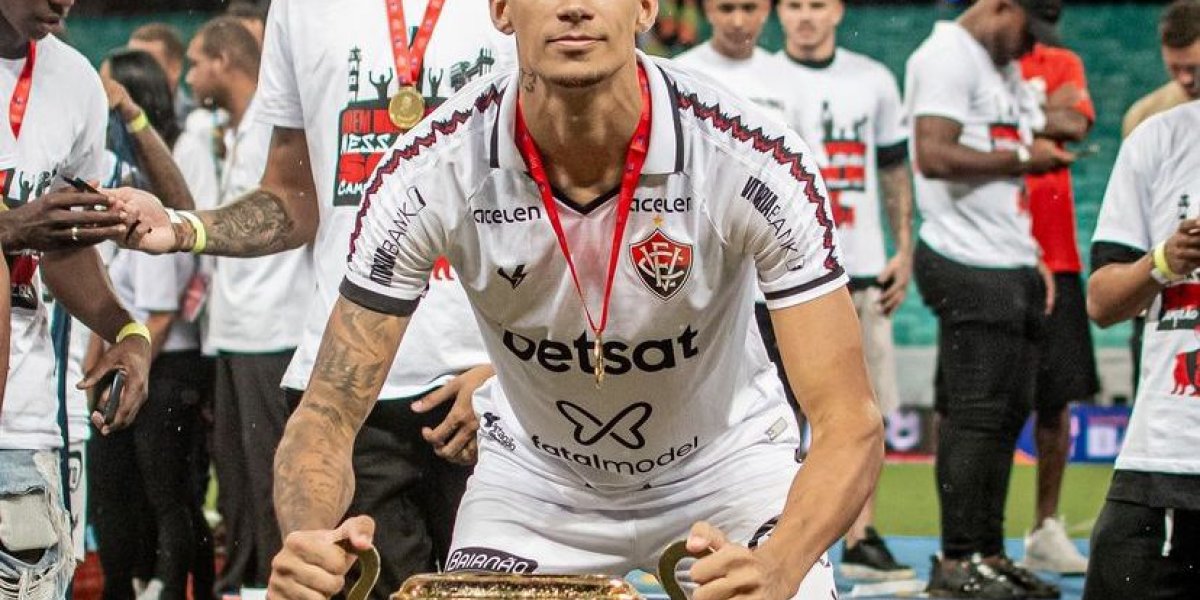 EC Vitória: Camutanga realiza cirurgia e ficará afastado por nove meses