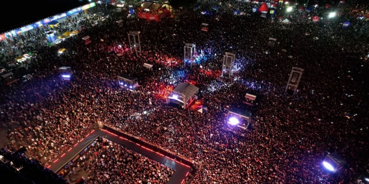 Xand Avião e Daniela Mercury agitam São João da Bahia no Parque de Exposições