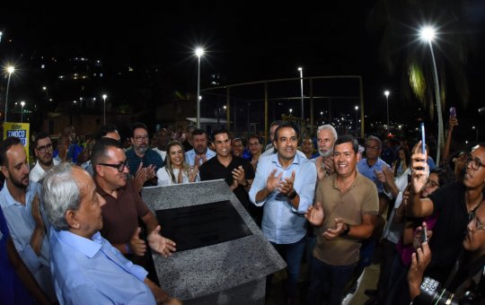 Prefeitura revitaliza Baixa Fria com entrega de obras de requalificação urbana