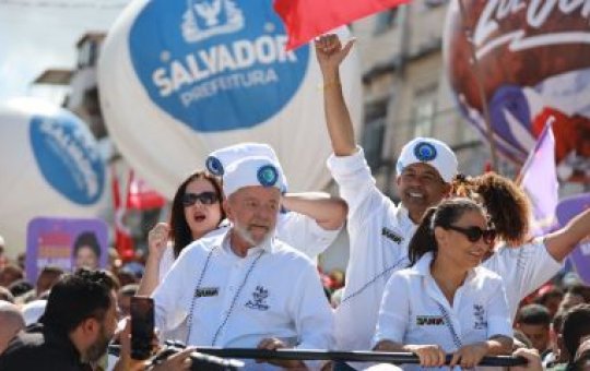 Segurança de Lula derruba drones no desfile da Independência da Bahia