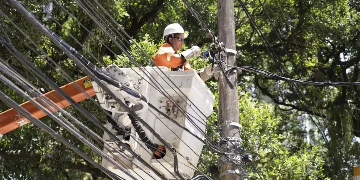 Homem morre eletrocutado no bairro dos Barris