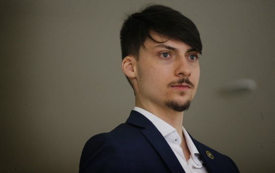 Filho mais novo de Bolsonaro disputará eleição em Balneário Camboriú