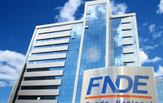 FNDE abre inscrições para processo seletivo com salário de R$ 6,1 mil