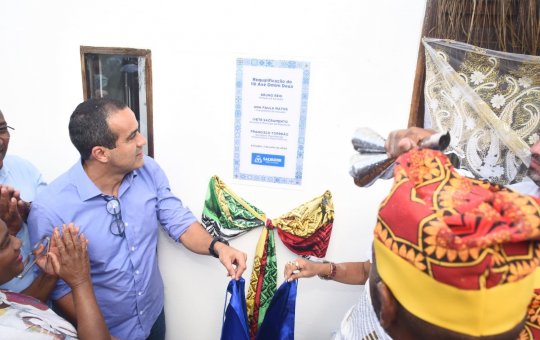 Prefeitura entrega requalificação de terreiro e tem projeto para mais 100 locais