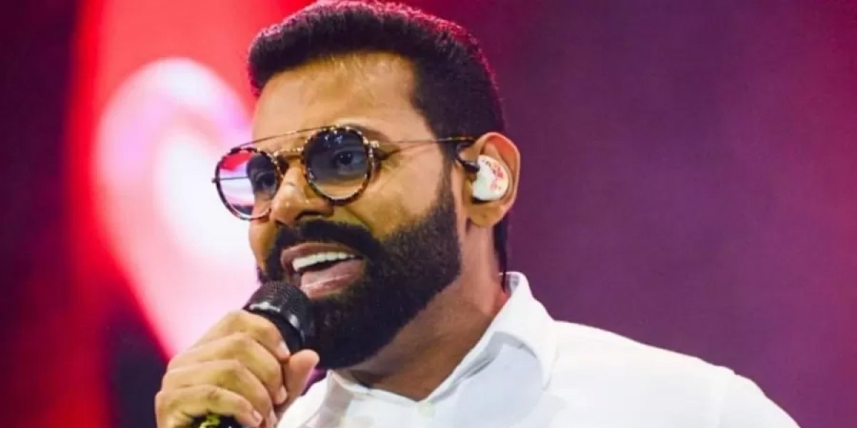 Pablo dá bronca em fã que pediu foto durante show