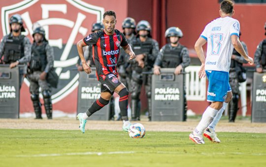 Vitória oficializa saída de Mateus Gonçalves: "ficará na história do clube"