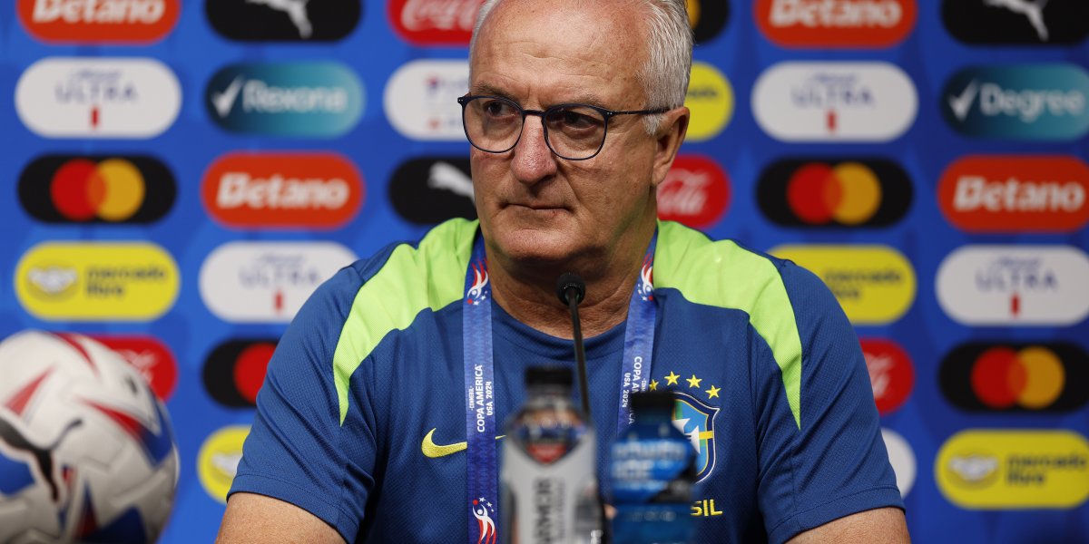 Dorival fala de substituto de Vini Jr no jogo contra o Uruguai