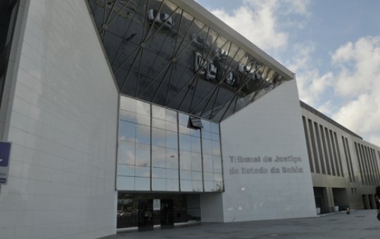 TJBA arrecada mais de R$70 mil reais em leilão