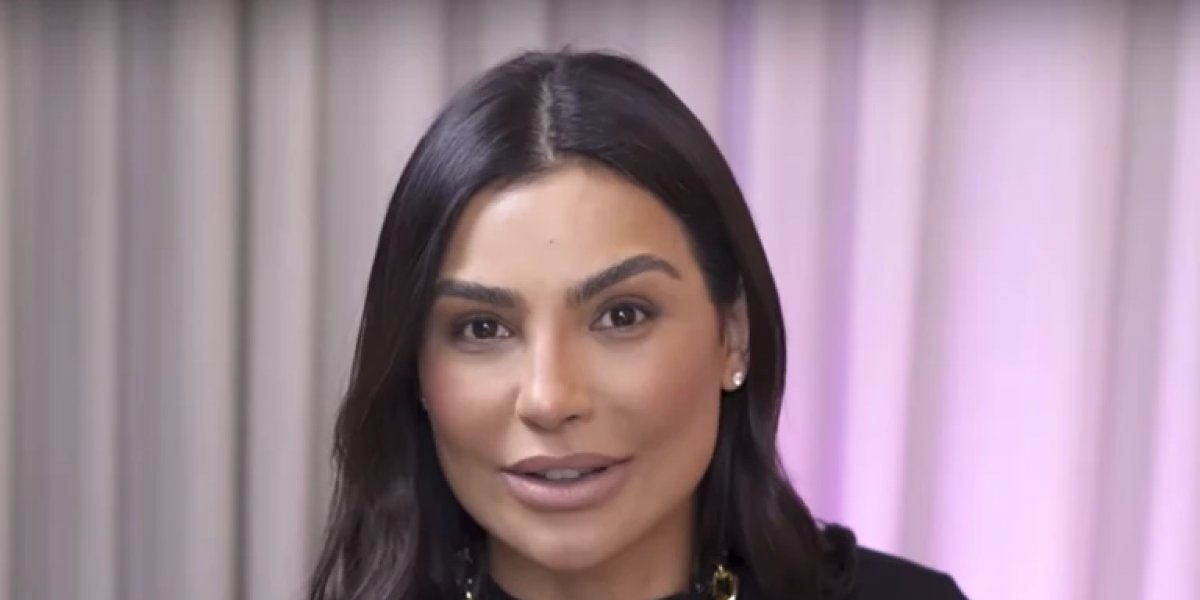Educadora Cíntia Chagas detona criação da linguagem neutra