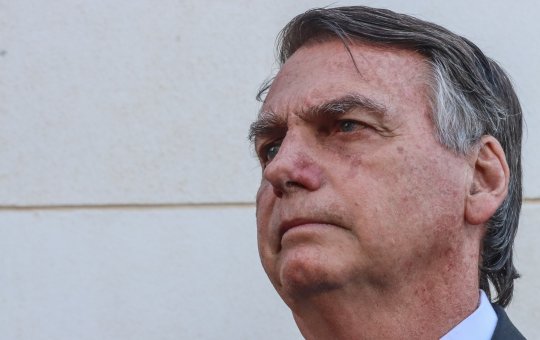 PF corrige valor supostamente desviado por Bolsonaro