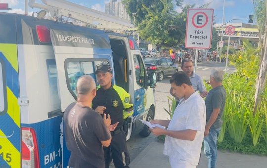 Semob inicia ação de orientação para os taxistas de Salvador