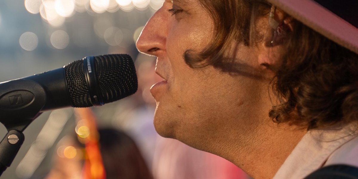 Do Sertão ao Velho Continente: A Trajetória Internacional de um Forrozeiro