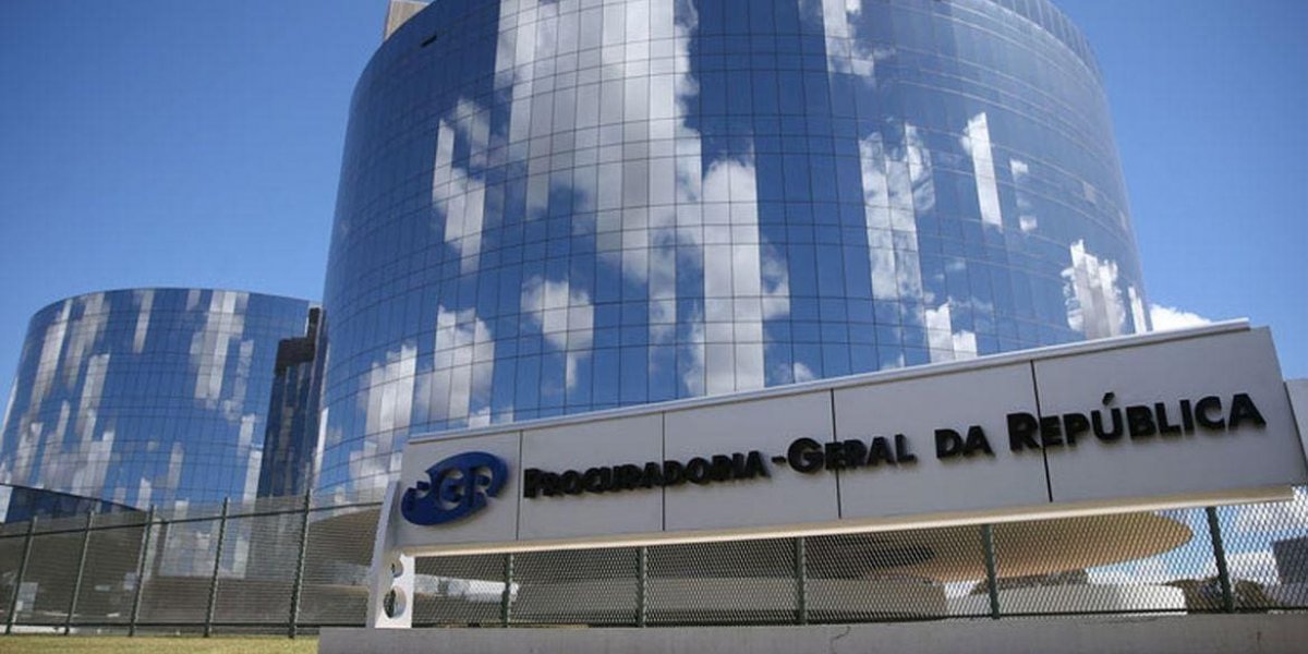 PGR tem 15 dias para decidir se denuncia Bolsonaro ou arquiva inquérito