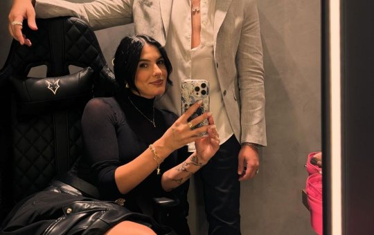 Namorado defende Ana Castela após críticas por participar do poesia acústica