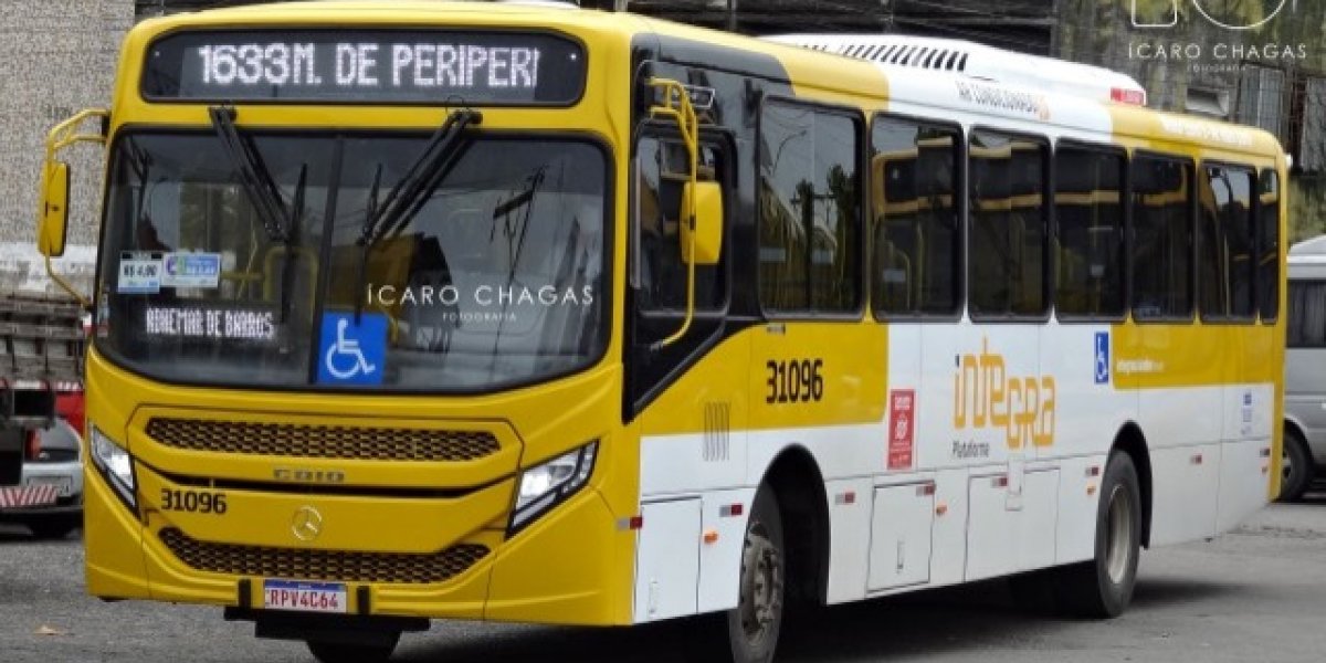 Acidente de trânsito deixa mulher ferida no Barris