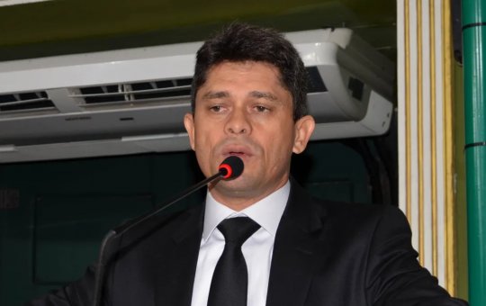 Viagem do vereador Luiz Carlos aos EUA custou R$ 18 mil aos cofres públicos