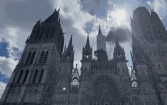 Incêndio atinge Catedral de Notre Dame de Rouen, na França