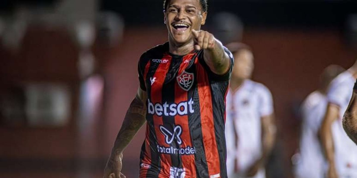 Rodrigo Andrade não se reapresenta ao Vitória após flagra