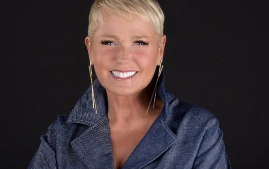 Xuxa impressiona seguidores, com treino de boxe