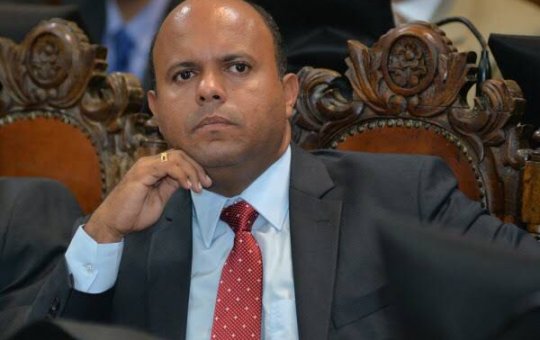 Vereador Kiki Bispo tem WhatsApp clonado