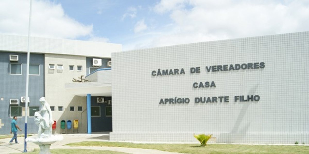 Concurso da Câmara de Juazeiro oferece salários de até R$ 5,2 mil