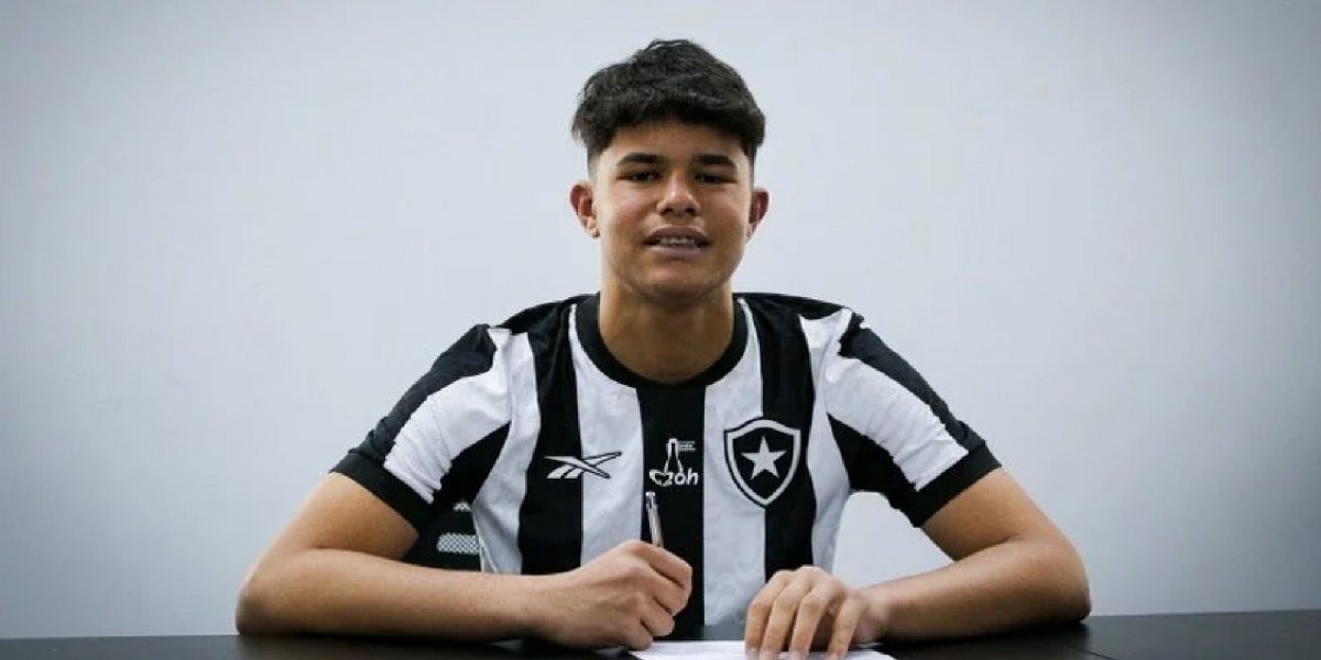 Bruninho, filho de Eliza Samudio, assina contrato com o Botafogo
