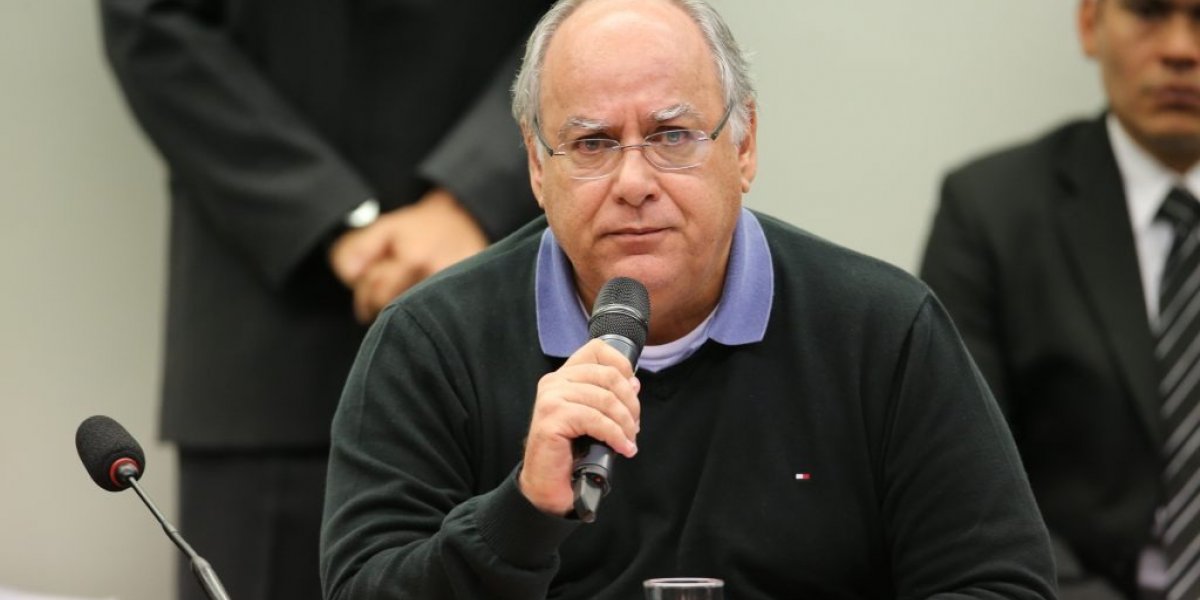 Justiça de Curitiba determina prisão de ex-diretor da Petrobras