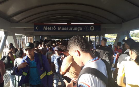 Metrô: Falha na linha 2 deixa operação lenta nesta sexta-feira (19); saiba mais