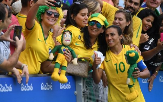 Dia Nacional do Futebol: O crescimento da paixão das mulheres pelo esporte