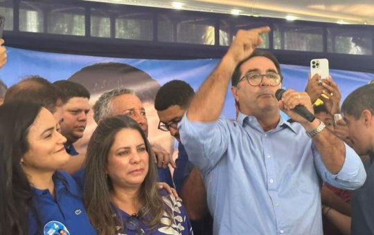 Vice-prefeito de Lauro de Freitas rompe com Moema Gramacho