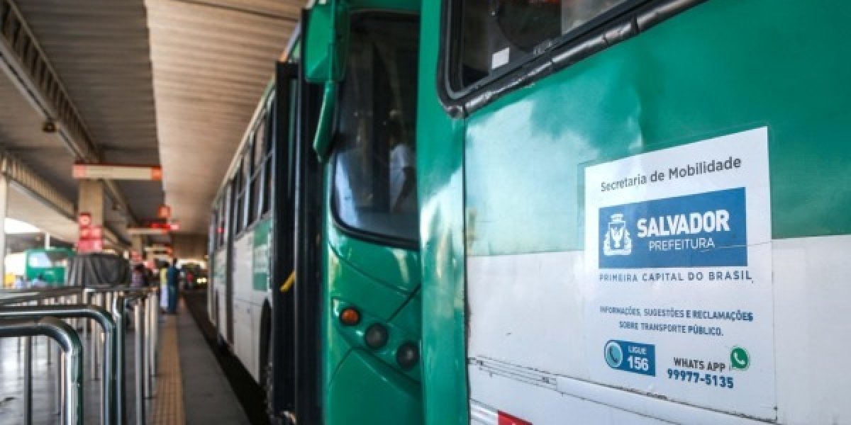 Ônibus voltam a circular no bairro de Santa Mônica após troca de tiros