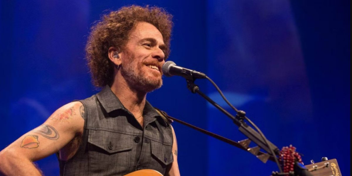 Nando Reis celebra lançamento da carreira com show em Salvador