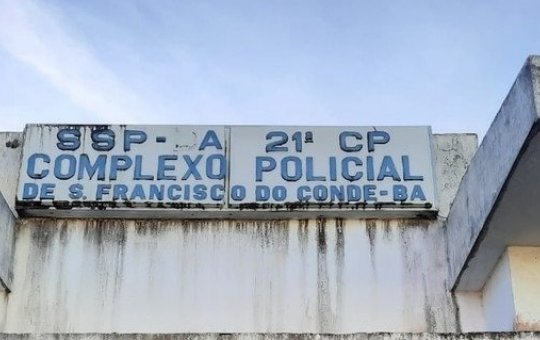 Homem é preso por suspeita de roubar ossos em túmulos