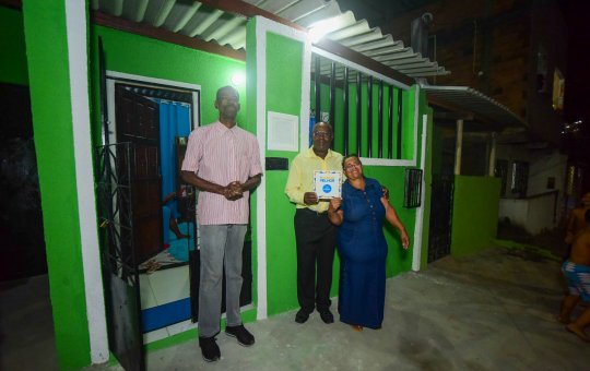 Programa Morar Melhor entrega mais 126 casas reformadas no Bom Juá