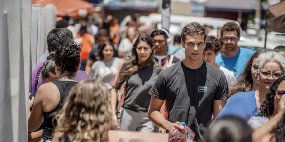 Estudantes terão transporte gratuito e outros auxílios no dia do ENEM