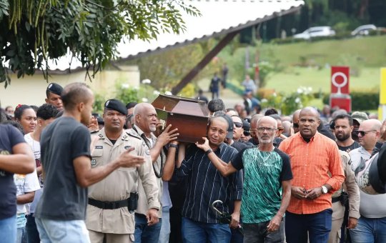 Subtenente atropelado em blitz é enterrado