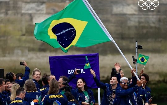 Brasil brilha em Paris: Veja medalhas brasileiras no segundo dia de jogos