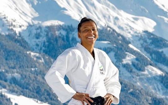 Rafaela Silva perde na semifinal e busca bronze em Paris 2024