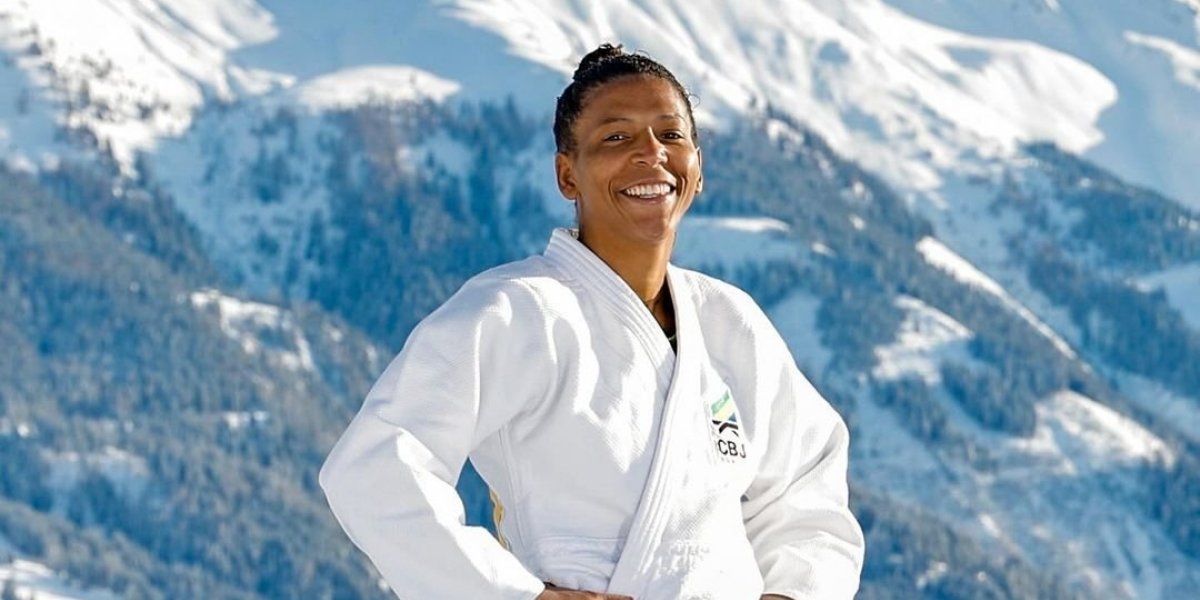 Rafaela Silva perde na semifinal e busca bronze em Paris 2024