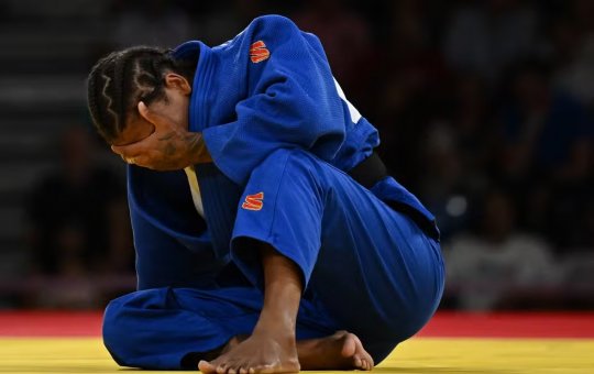 Rafaela Silva perde duelo e fica sem medalha em Paris