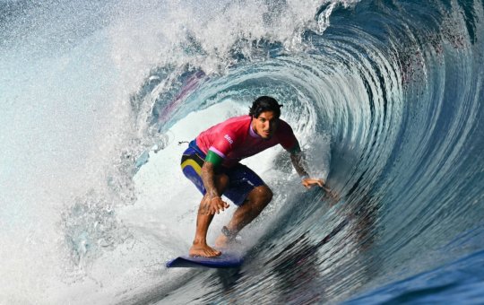 Gabriel Medina avança para as Quartas de Final com vitória imponente sobre Kanoa