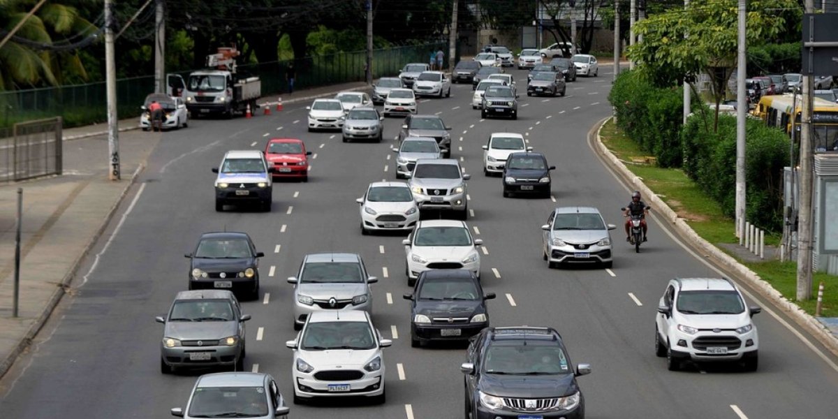 IPVA com desconto de 8% para veículos com final de placa 9 termina nesta terça