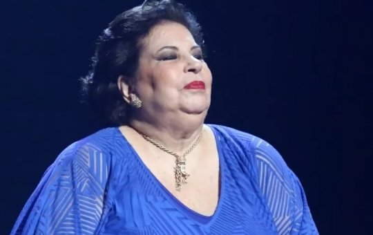 Nana Caymmi coloca marcapasso e segue internada